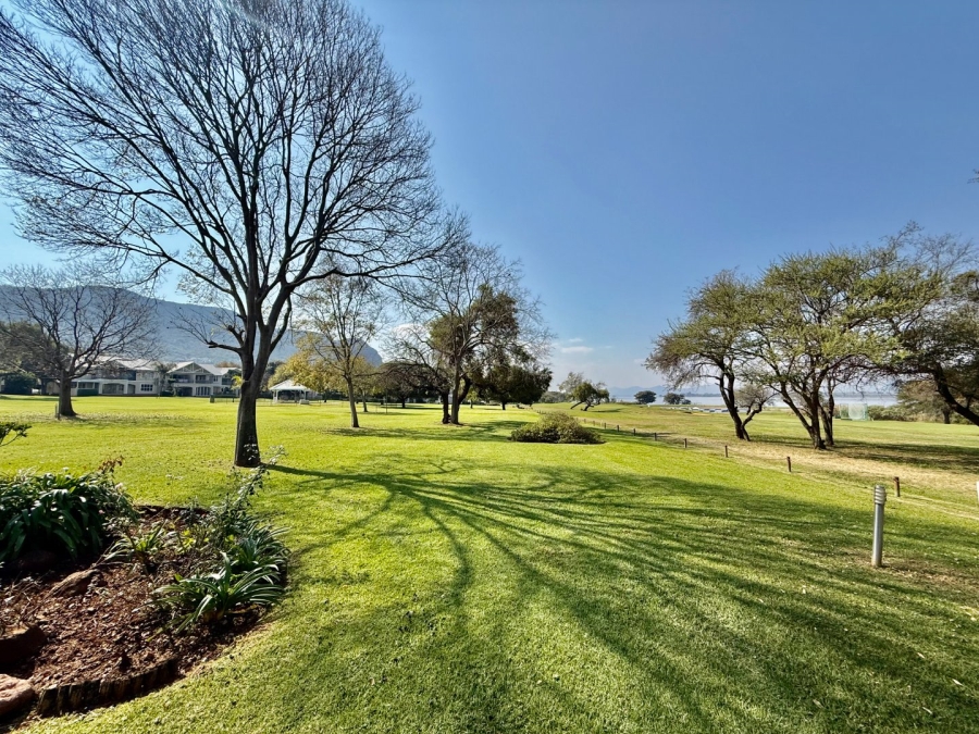 2 Bedroom Property for Sale in Caribbean Beach Club North West